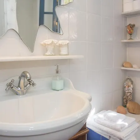 Prázdninový dům Hekate House, Bohemian For 4 Persons