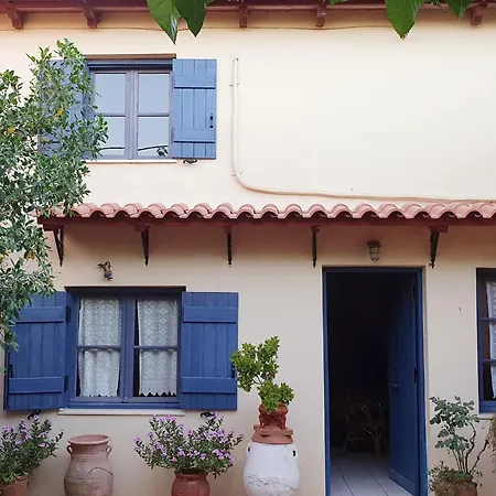 Hekate House, Bohemian For 4 Persons
